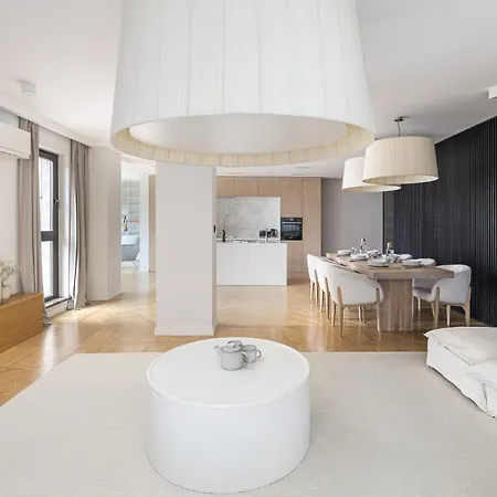 Apartman Luxury - Center - 230m - Sauna - Terrace - Garage Varsó